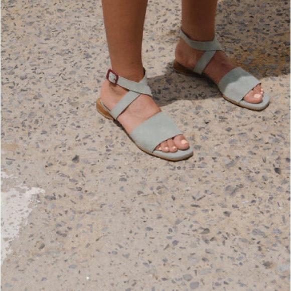 Coclico Grey Cooper Leather Women's Sandals - Picture 5 of 9